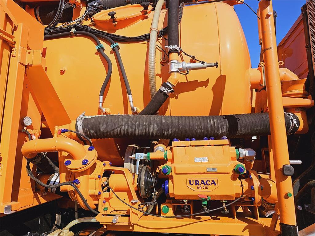 Véhicule de voirie/ Spécial MAN SUPER 2000 4x2 WUKO RECYKLING for collecting liqui: photos 21 Véhicule de voirie/ Spécial MAN SUPER 2000 4x2 WUKO RECYKLING for collecting liqui: photos 21