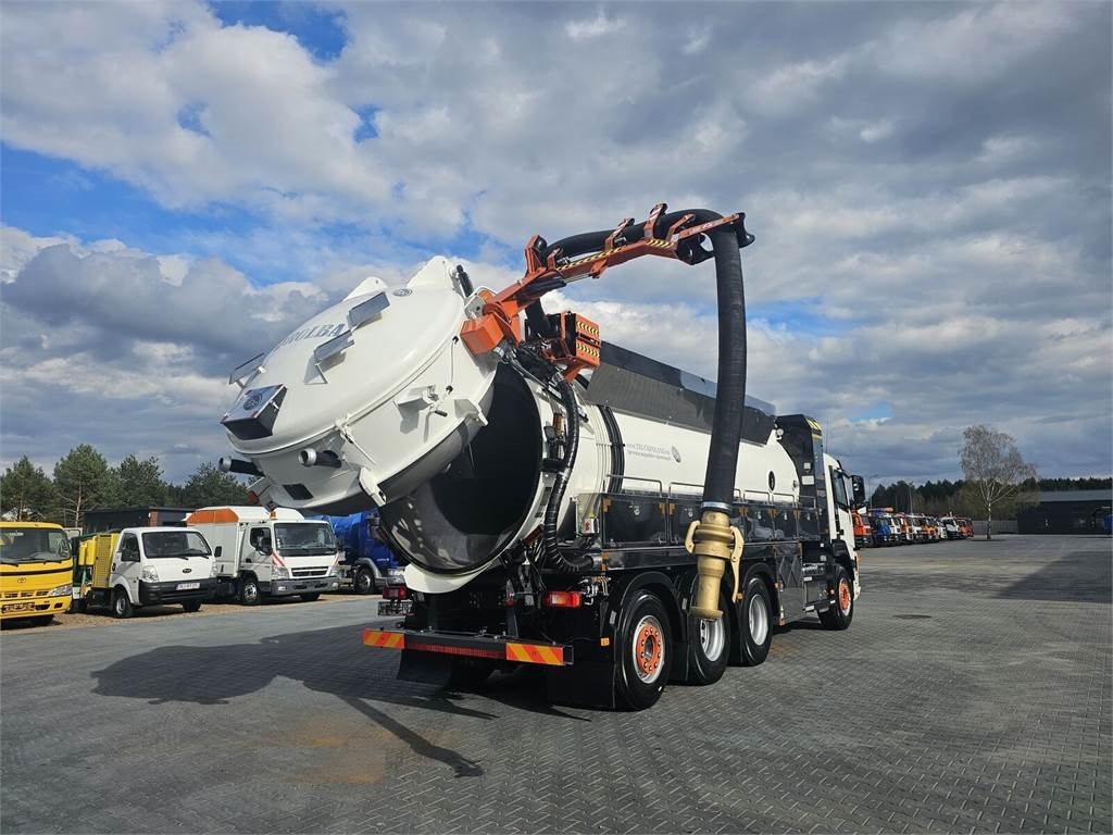 Camion vidangeur Volvo WUKO ADR ROLBA FOR CLEANING CHANNELS COMBI: photos 26