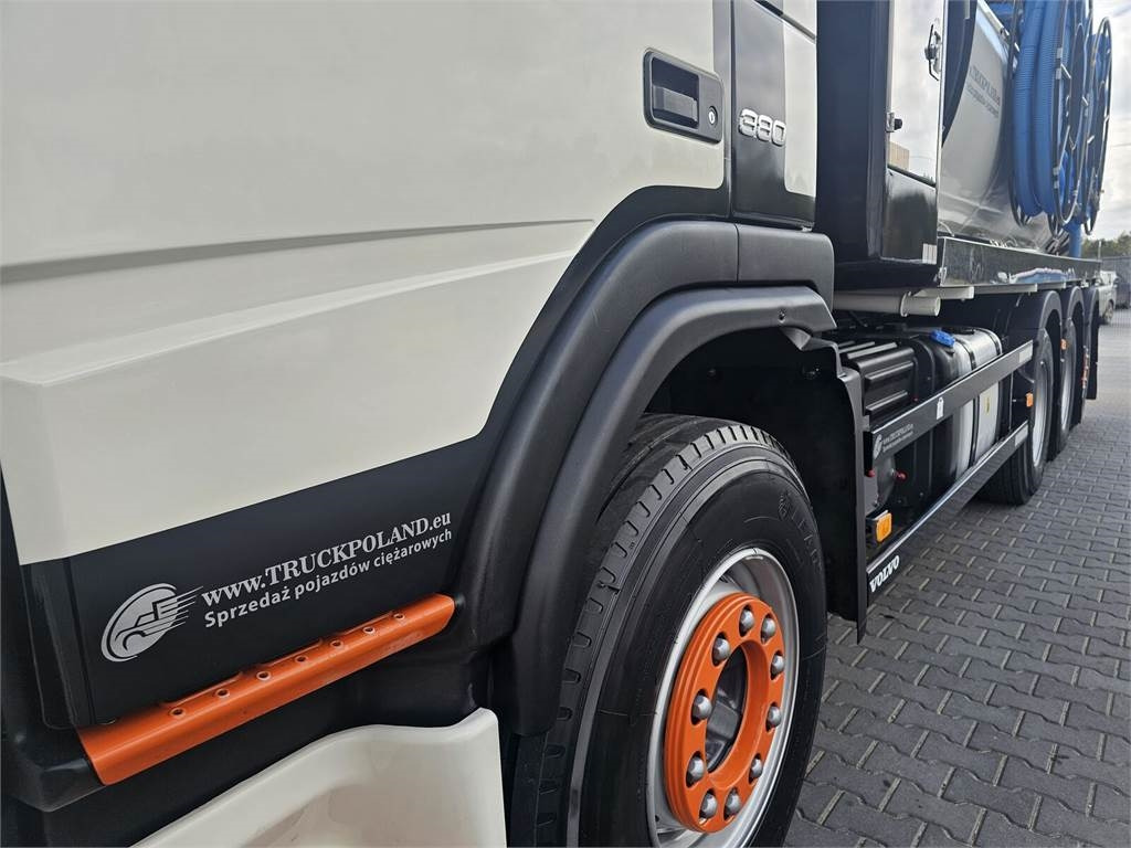 Camion vidangeur Volvo WUKO ADR ROLBA FOR CLEANING CHANNELS COMBI: photos 10