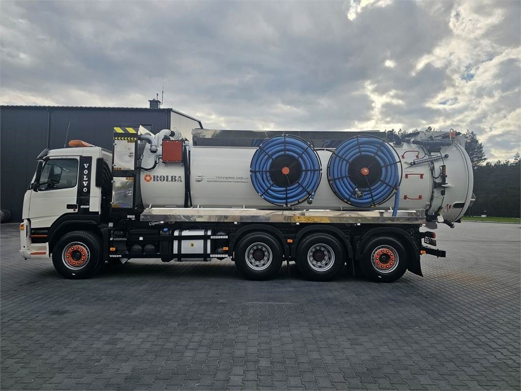 Volvo WUKO ADR ROLBA FOR CLEANING CHANNELS COMBI - Camion vidangeur: photos 5 Volvo WUKO ADR ROLBA FOR CLEANING CHANNELS COMBI - Camion vidangeur: photos 5