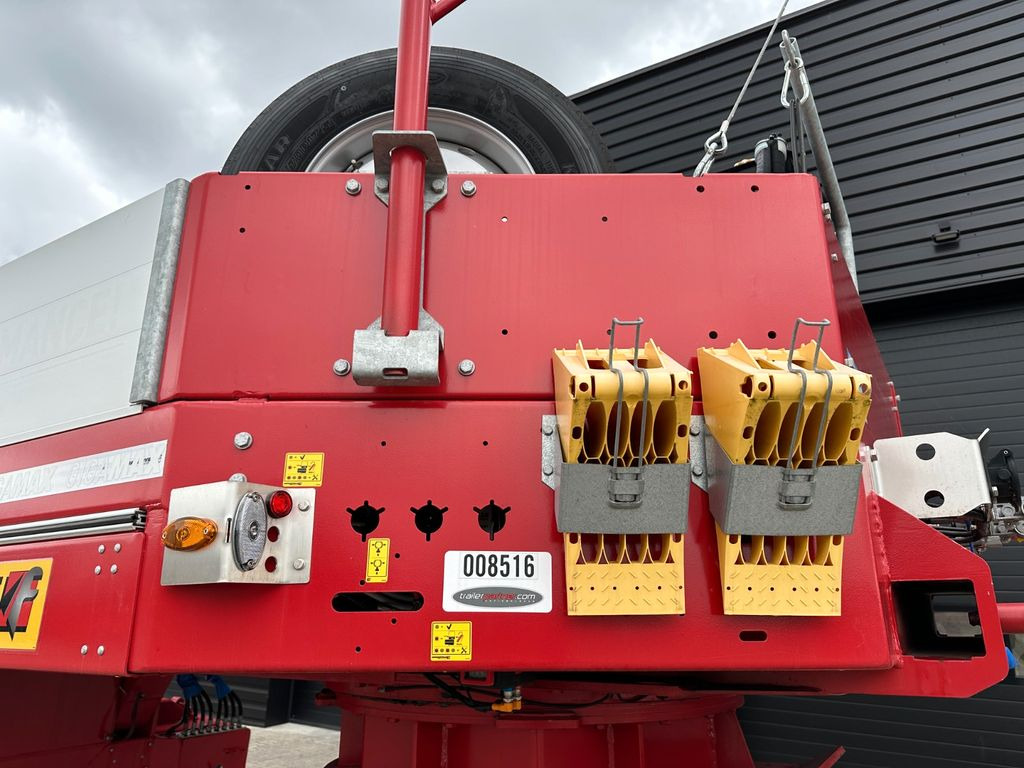 Faymonville Gigamax 1+3 tiefbett Faymonville Gigamax 1+3 tiefbett - Semi-remorque surbaissé: photos 3 Faymonville Gigamax 1+3 tiefbett Faymonville Gigamax 1+3 tiefbett - Semi-remorque surbaissé: photos 3