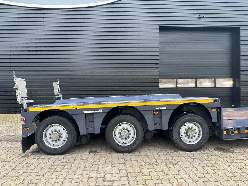 Faymonville Maxtrailer 3 achs. tiefbett / Pendelachsen Faymonville Maxtrailer 3 achs. tiefbett / Pendelachsen - Semi-remorque surbaissé: photos 5 Faymonville Maxtrailer 3 achs. tiefbett / Pendelachsen Faymonville Maxtrailer 3 achs. tiefbett / Pendelachsen - Semi-remorque surbaissé: photos 5