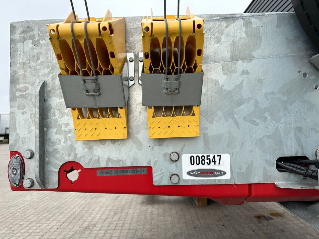 Faymonville Maxtrailer MAX 510 Tiefbett / Forst Model Faymonville Maxtrailer MAX 510 Tiefbett / Forst Model - Semi-remorque surbaissé: photos 3 Faymonville Maxtrailer MAX 510 Tiefbett / Forst Model Faymonville Maxtrailer MAX 510 Tiefbett / Forst Model - Semi-remorque surbaissé: photos 3