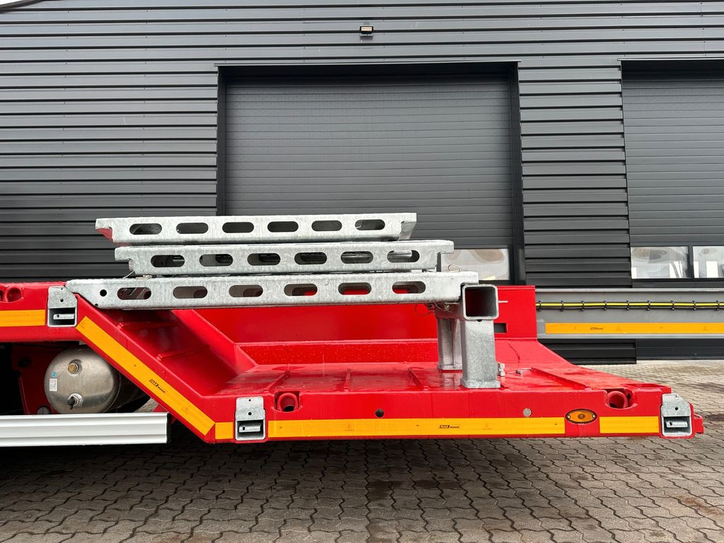 Semi-remorque surbaissé neuf Faymonville Maxtrailer tieflader / radmulden / baggermulde Faymonville Maxtrailer tieflader / radmulden / baggermulde: photos 10 Semi-remorque surbaissé neuf Faymonville Maxtrailer tieflader / radmulden / baggermulde Faymonville Maxtrailer tieflader / radmulden / baggermulde: photos 10