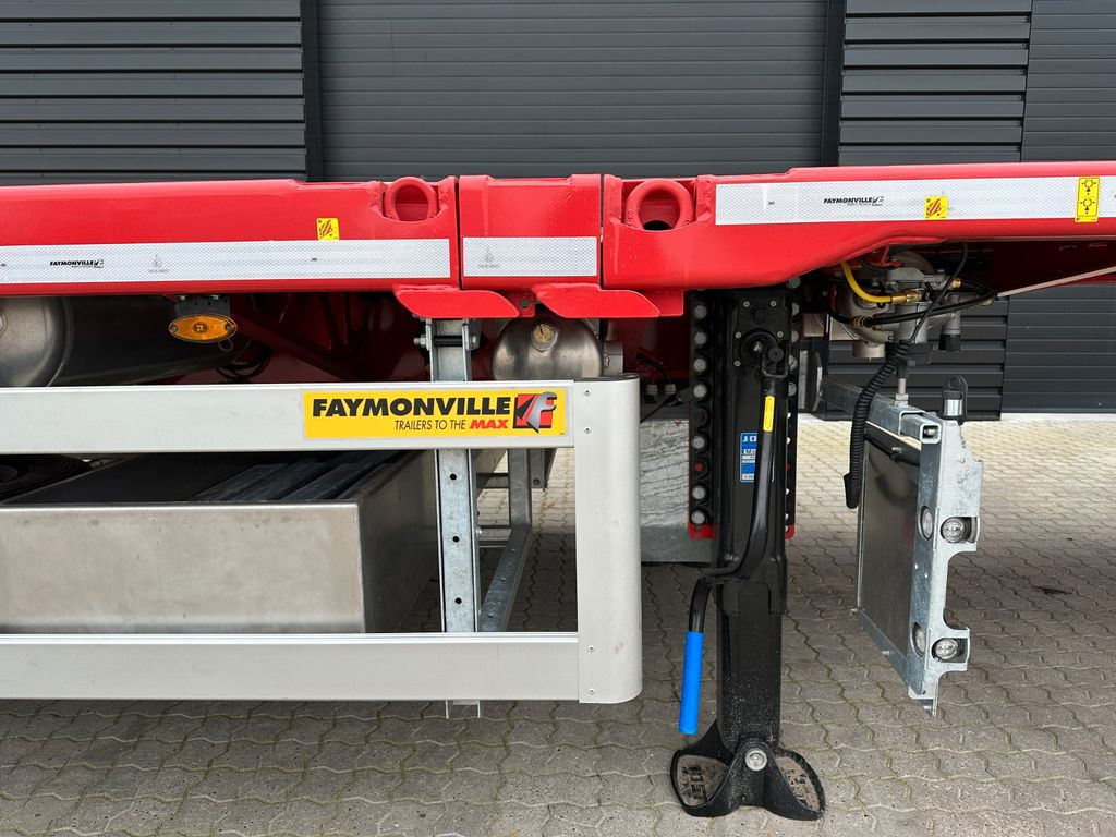 Faymonville Plateu / 2 x ausziehbar / 28.000 mm Faymonville Mega / 2 x ausziehbar / 28.000 mm - Semi-remorque plateau: photos 5 Faymonville Plateu / 2 x ausziehbar / 28.000 mm Faymonville Mega / 2 x ausziehbar / 28.000 mm - Semi-remorque plateau: photos 5
