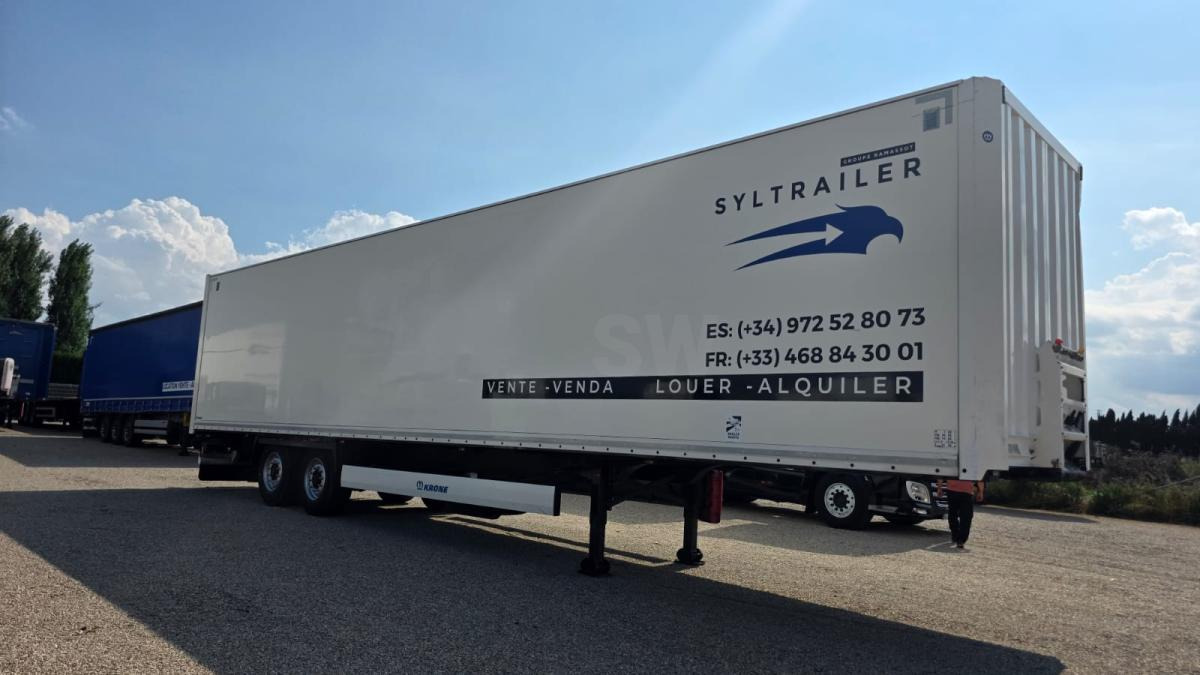 Semi-remorque fourgon Krone Dry liner (location / rent): photos 10 Semi-remorque fourgon Krone Dry liner (location / rent): photos 10