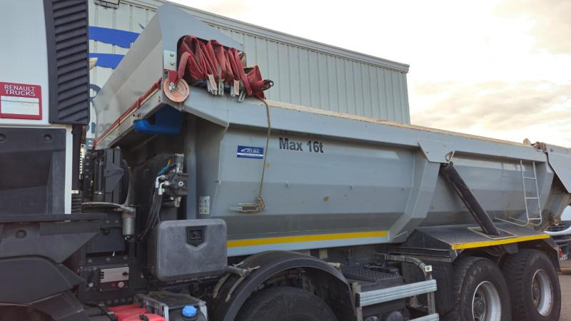Renault Gamme C 450 - Camion benne: photos 3 Renault Gamme C 450 - Camion benne: photos 3