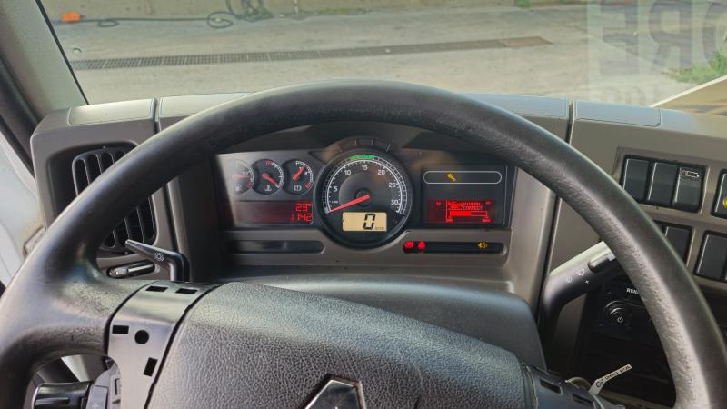 Camion frigorifique Renault Premium 270 DXI: photos 19