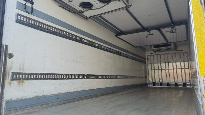 Camion frigorifique Renault Premium 270 DXI: photos 6