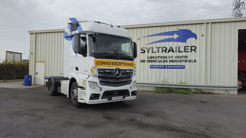Mercedes Actros 1843 - Tracteur routier: photos 1 Mercedes Actros 1843 - Tracteur routier: photos 1