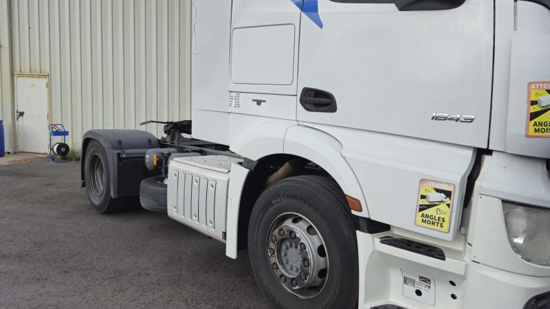 Mercedes Actros 1843 - Tracteur routier: photos 4 Mercedes Actros 1843 - Tracteur routier: photos 4