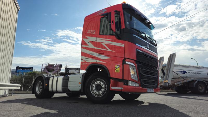 Volvo FH 460 Hydraulique (Location / Rent) - Tracteur routier: photos 2 Volvo FH 460 Hydraulique (Location / Rent) - Tracteur routier: photos 2