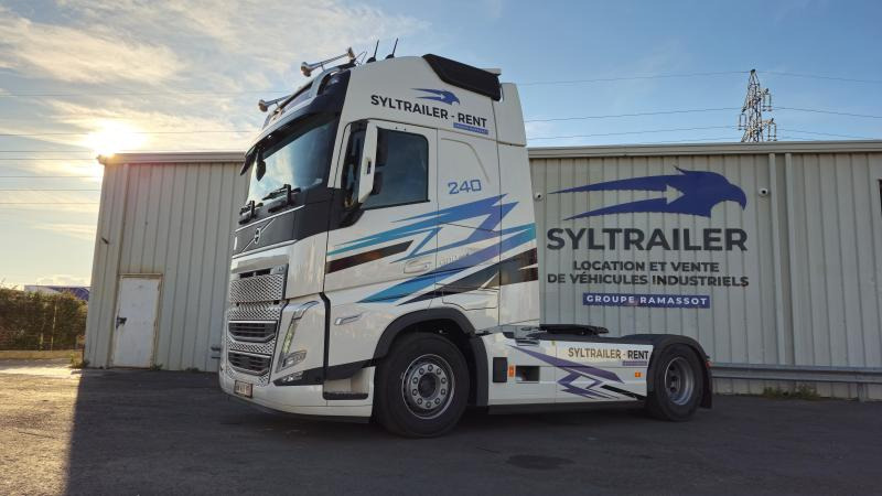 Volvo FH 500 AERO Globetrotter XXL (Location / Rent) - Tracteur routier: photos 1 Volvo FH 500 AERO Globetrotter XXL (Location / Rent) - Tracteur routier: photos 1