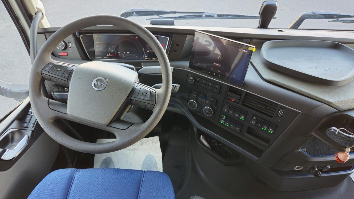 Photo d'intérieur 1: Volvo FH 500 Globetrotter XXL (Location / Rent) — crédit-bail Volvo FH 500 Globetrotter XXL (Location / Rent)