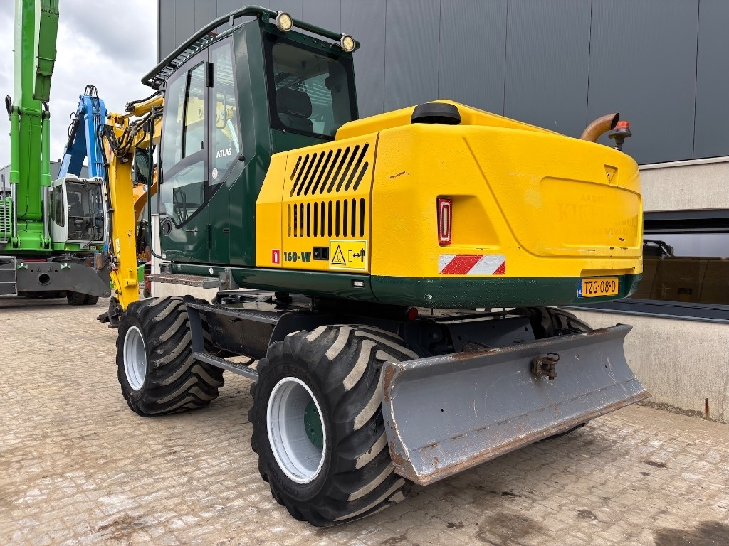Atlas 160 W - 140 W - Pelle sur pneus: photos 3 Atlas 160 W - 140 W - Pelle sur pneus: photos 3