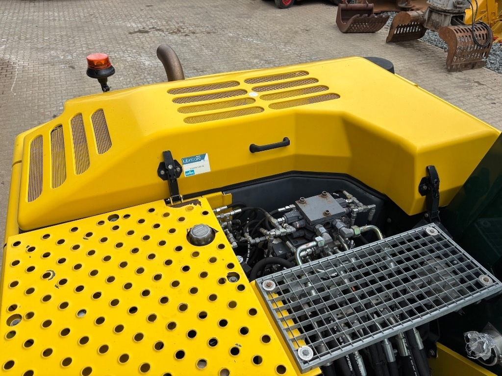 Pelle sur pneus Atlas 160 W - 140 W: photos 26