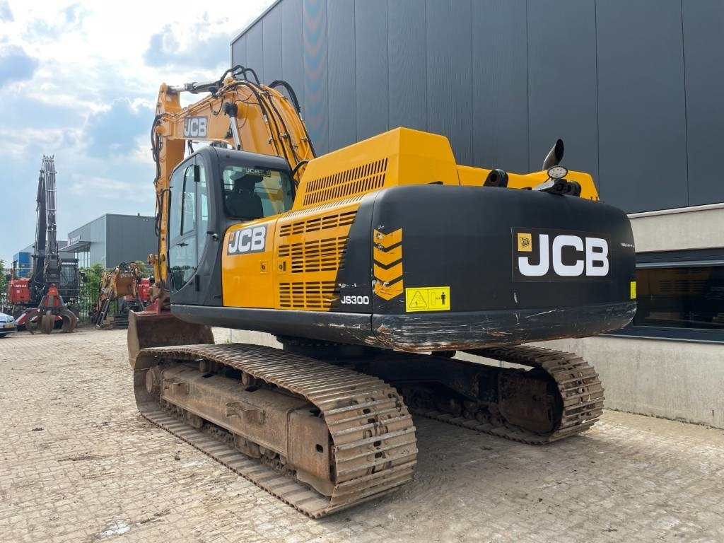 JCB JS300LC -- JS 300 LC - Pelle sur chenille: photos 4 JCB JS300LC -- JS 300 LC - Pelle sur chenille: photos 4