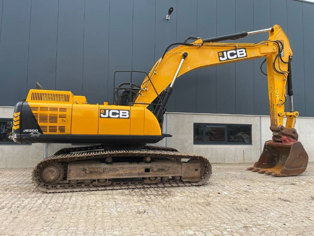 Pelle sur chenille JCB JS300LC -- JS 300 LC: photos 6