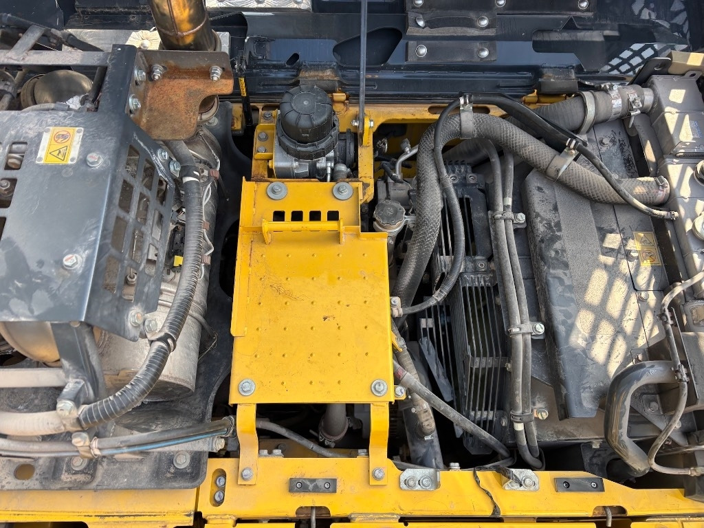 Pelle sur chenille Komatsu HB 215LC-3 HB 215 - PC 210 - PC210LC-11: photos 20 Pelle sur chenille Komatsu HB 215LC-3 HB 215 - PC 210 - PC210LC-11: photos 20