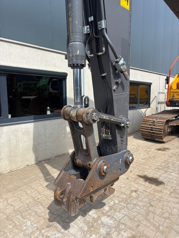 Pelle sur chenille Volvo EC 220 E L - EC220: photos 26 Pelle sur chenille Volvo EC 220 E L - EC220: photos 26