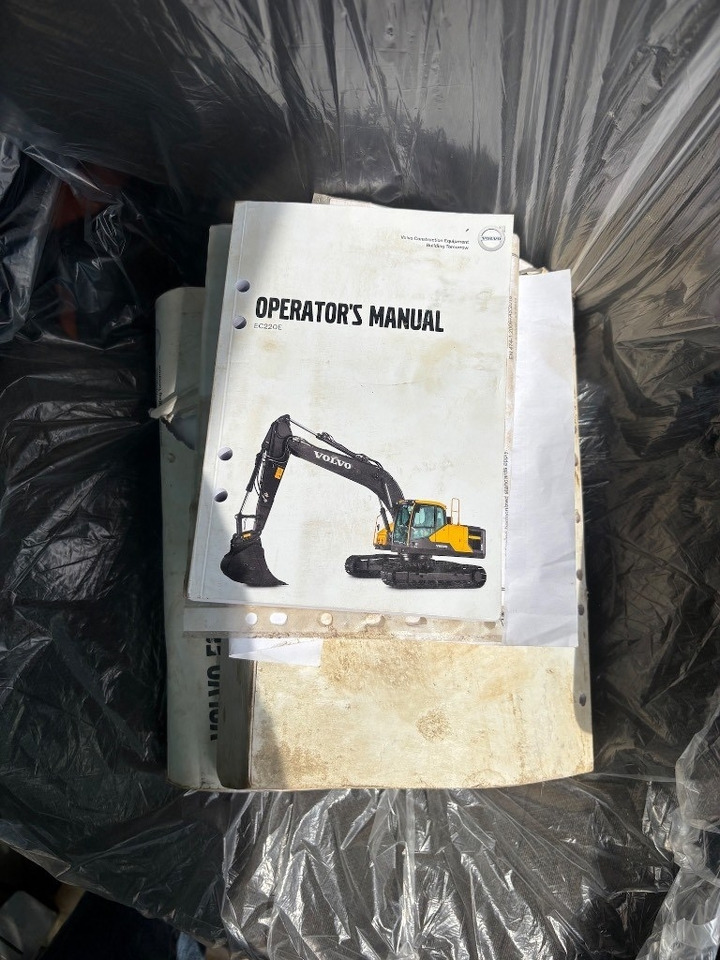 Pelle sur chenille Volvo EC 220 E L - EC220: photos 19 Pelle sur chenille Volvo EC 220 E L - EC220: photos 19