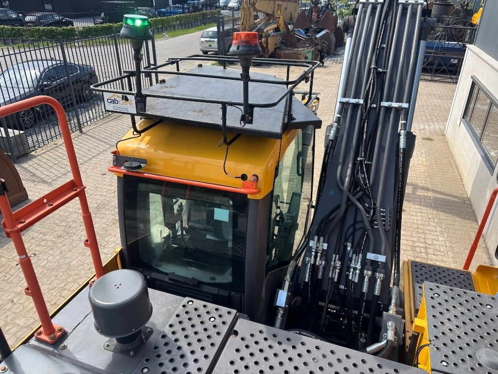 Pelle sur chenille Volvo EC 220 E L - EC220: photos 34 Pelle sur chenille Volvo EC 220 E L - EC220: photos 34