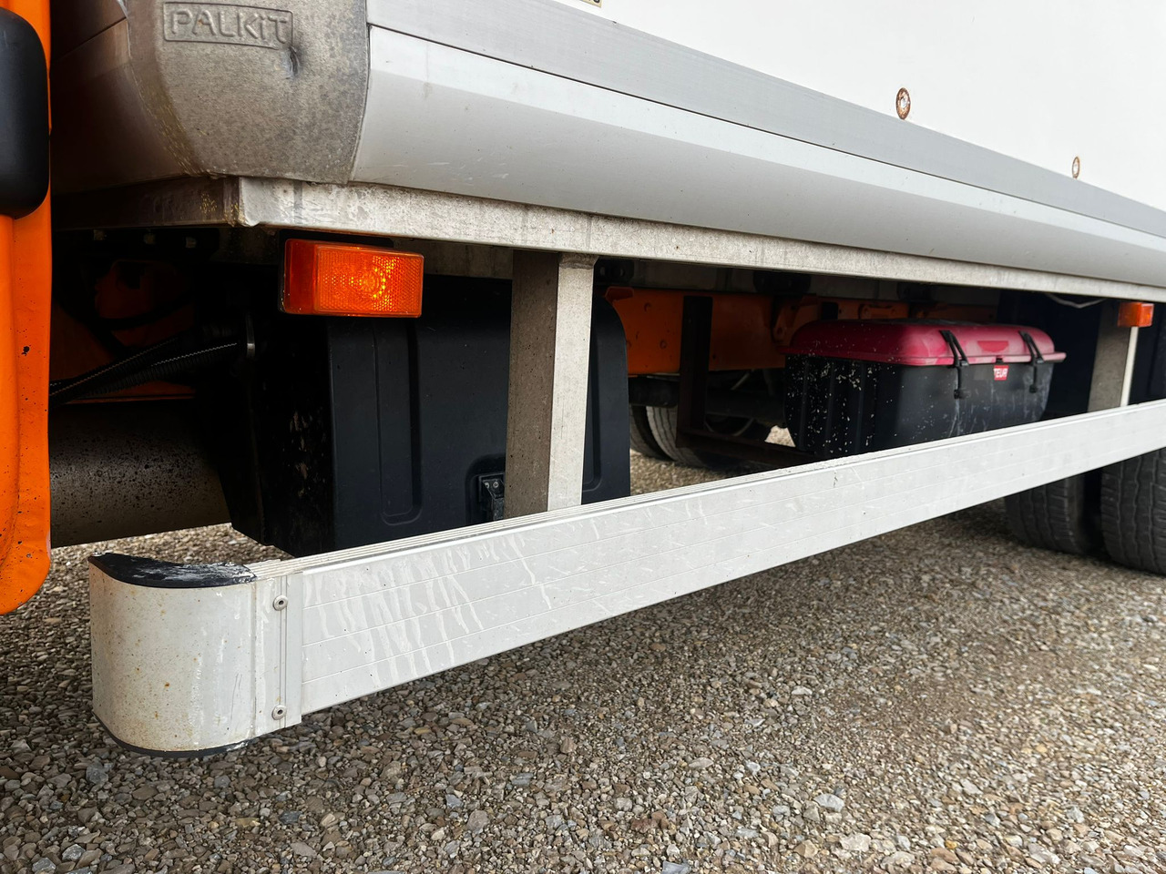 Camion fourgon RENAULT Mascott DCI 160 CAISSE + HAYON: photos 22