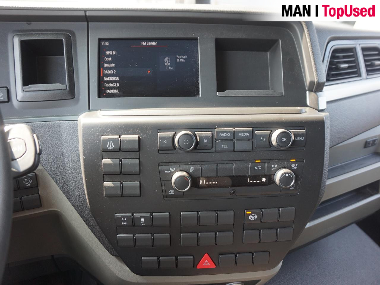 MAN TGL 12.250 4x2 BL CH - Camion plateau: photos 2 MAN TGL 12.250 4x2 BL CH - Camion plateau: photos 2