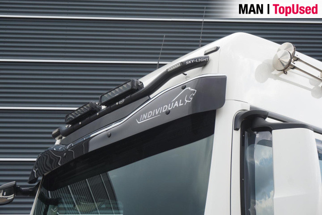 MAN TGX 26.510 6x2/4 BL SA / Retarder / LED - Tracteur routier: photos 3 MAN TGX 26.510 6x2/4 BL SA / Retarder / LED - Tracteur routier: photos 3