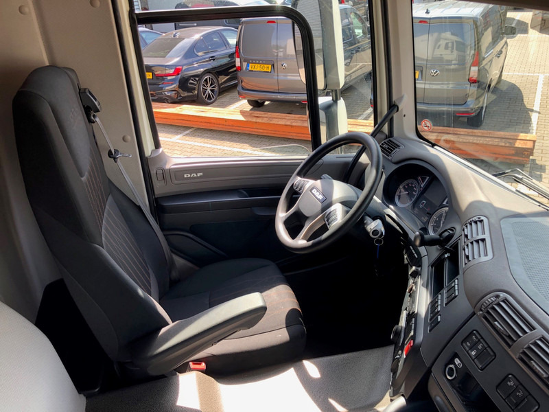 DAF CF 260 FA / Carrier Koeler / Chereau Frigo Box / Laadklep / APK TUV 09-26 - Camion frigorifique: photos 3 DAF CF 260 FA / Carrier Koeler / Chereau Frigo Box / Laadklep / APK TUV 09-26 - Camion frigorifique: photos 3