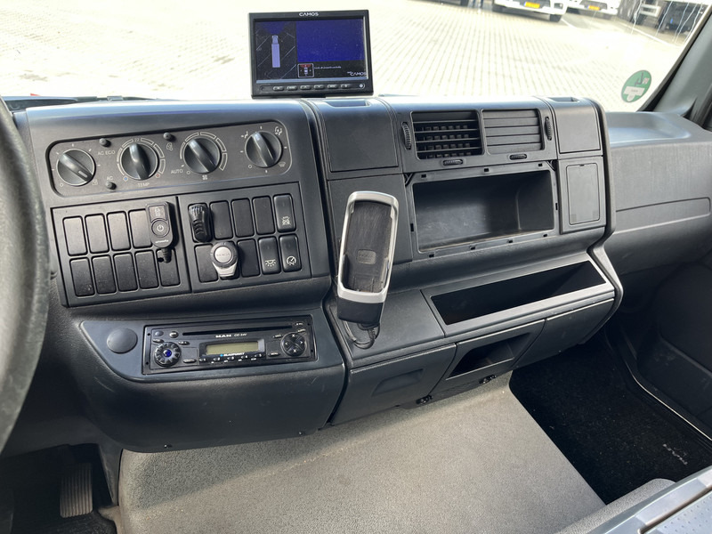 MAN TGL 12.180 / 12 Ton / 781 dkm / Oil Leak / Canvas Box / NL Truck - Camion fourgon: photos 5 MAN TGL 12.180 / 12 Ton / 781 dkm / Oil Leak / Canvas Box / NL Truck - Camion fourgon: photos 5