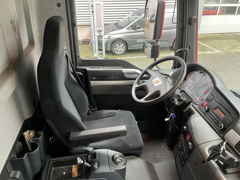 MAN TGM 18.250 Euro 6 / 18 Ton / 639 dkm / Box / Loadlift / APK TUV 12-25 - Camion fourgon: photos 3 MAN TGM 18.250 Euro 6 / 18 Ton / 639 dkm / Box / Loadlift / APK TUV 12-25 - Camion fourgon: photos 3