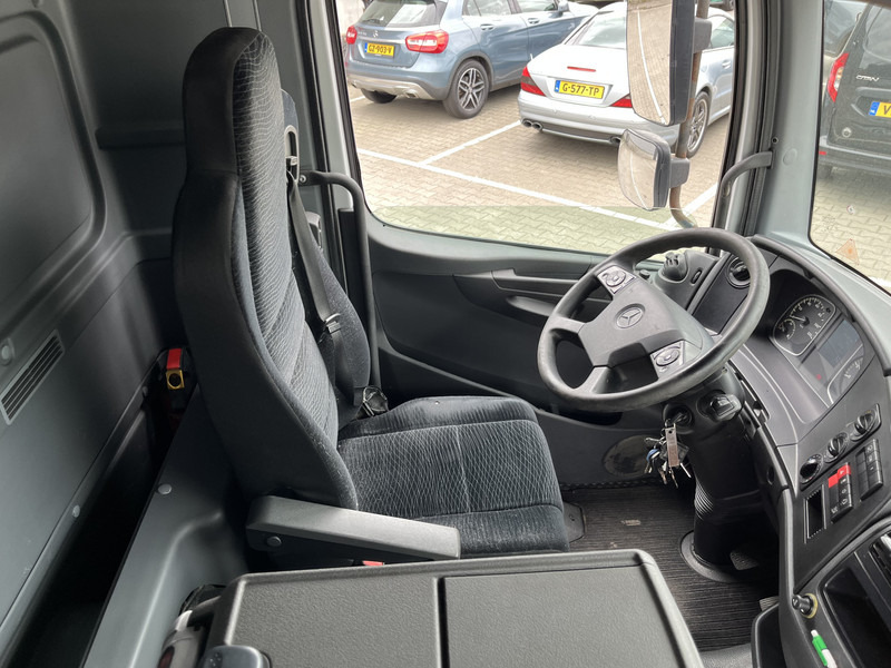 Mercedes-Benz Atego 818 / 8 Ton / 725 dkm / Koffer / LBW / APK TUV 07-25 - Camion fourgon: photos 3 Mercedes-Benz Atego 818 / 8 Ton / 725 dkm / Koffer / LBW / APK TUV 07-25 - Camion fourgon: photos 3