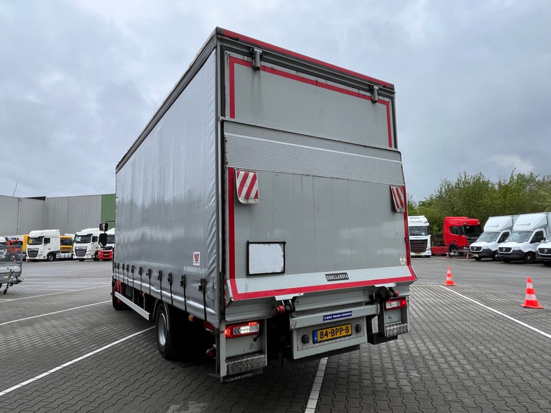 Renault D 210 Euro 6 / 12 Ton / 282 dkm / Schuifzeil / Laadklep / APK TUV 07-25 - Camion à rideaux coulissants: photos 2 Renault D 210 Euro 6 / 12 Ton / 282 dkm / Schuifzeil / Laadklep / APK TUV 07-25 - Camion à rideaux coulissants: photos 2