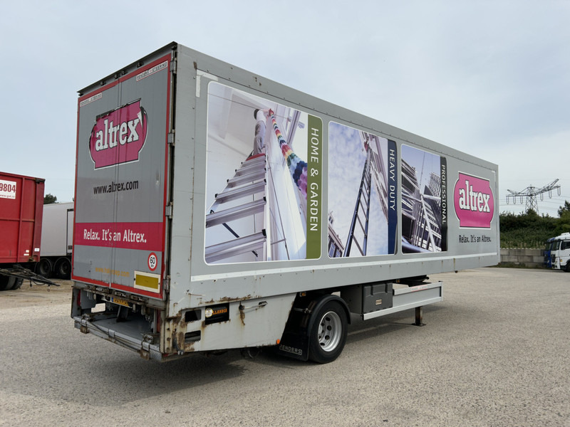 Renders ROC 12.10 City / Box / Loadlift 2000 kg / NL Trailer - Semi-remorque fourgon: photos 2 Renders ROC 12.10 City / Box / Loadlift 2000 kg / NL Trailer - Semi-remorque fourgon: photos 2