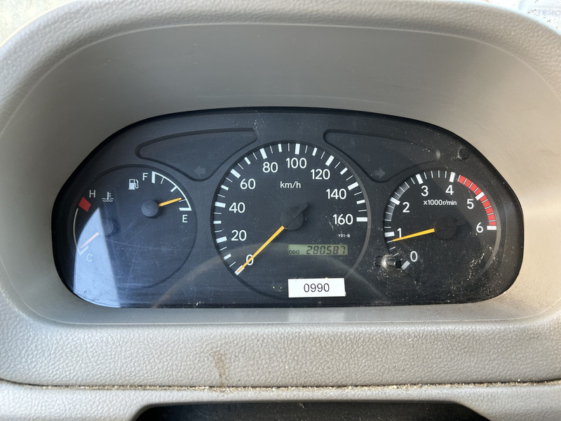 Toyota Dyna 100 3.0 D-4D / Kipper - Tipper / Blad - Bald / APK TUV 07-26 - Utilitaire benne: photos 4 Toyota Dyna 100 3.0 D-4D / Kipper - Tipper / Blad - Bald / APK TUV 07-26 - Utilitaire benne: photos 4