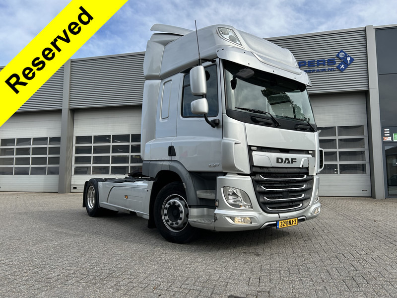 DAF CF 410 FT Space Cab / 370 dkm / NL Truck / APK TUV 05-26 - Tracteur routier: photos 1 DAF CF 410 FT Space Cab / 370 dkm / NL Truck / APK TUV 05-26 - Tracteur routier: photos 1