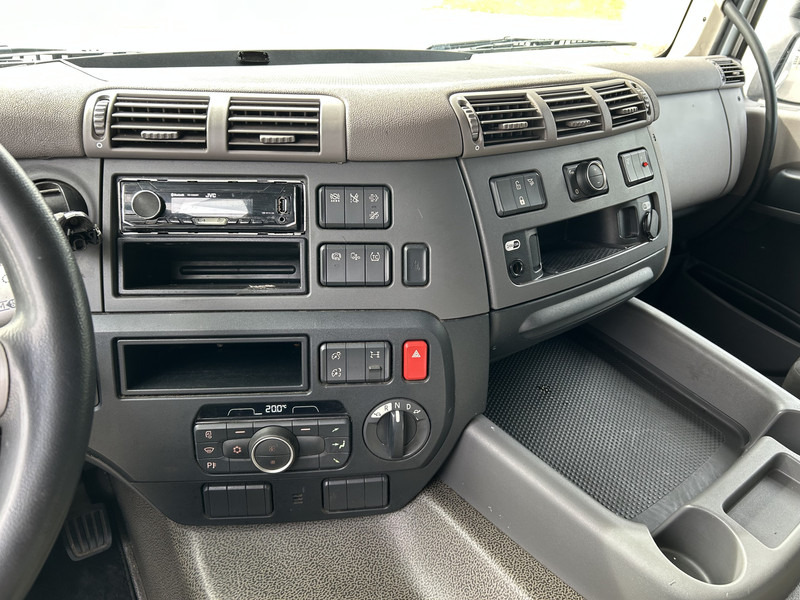 DAF CF 410 FT Space Cab / 370 dkm / NL Truck / APK TUV 05-26 - Tracteur routier: photos 5 DAF CF 410 FT Space Cab / 370 dkm / NL Truck / APK TUV 05-26 - Tracteur routier: photos 5
