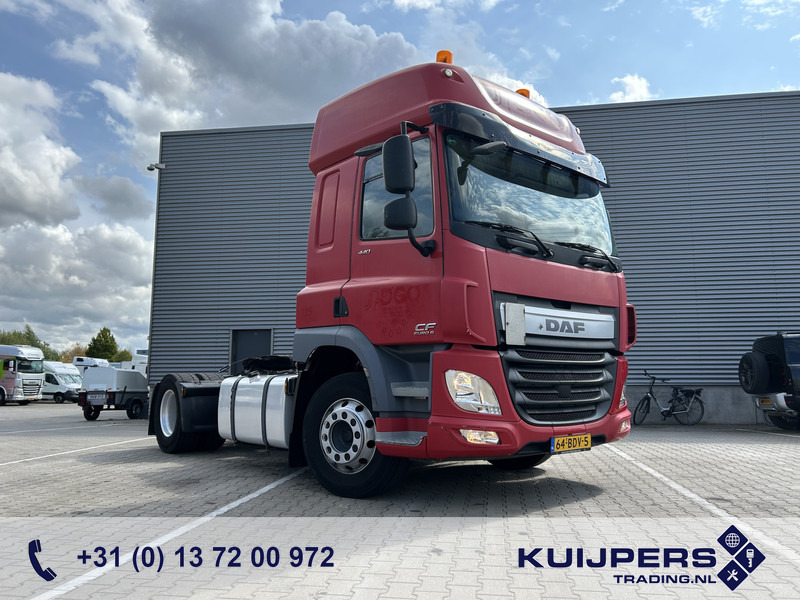 DAF CF 440 FT Space Cab / ADR / 740 dkm / PTO / APK TUV 06-26 - Tracteur routier: photos 1 DAF CF 440 FT Space Cab / ADR / 740 dkm / PTO / APK TUV 06-26 - Tracteur routier: photos 1