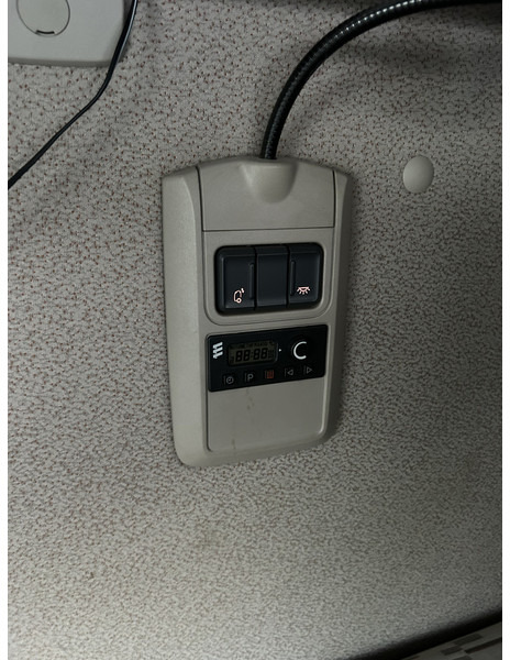 Tracteur routier DAF XF 440 FT SC / Smart Tacho V2 / 2 Tanks / StandAirco / APK TUV 09-26: photos 10 Tracteur routier DAF XF 440 FT SC / Smart Tacho V2 / 2 Tanks / StandAirco / APK TUV 09-26: photos 10