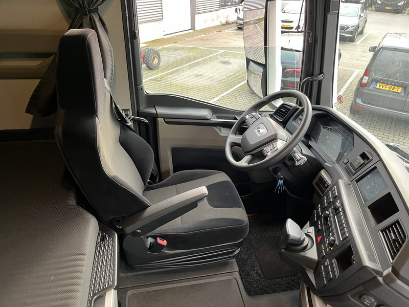 MAN TGX 18.470 GX / ZF Retarder / Full LED / 2 Tanks / APK TUV 01-26 - Tracteur routier: photos 3 MAN TGX 18.470 GX / ZF Retarder / Full LED / 2 Tanks / APK TUV 01-26 - Tracteur routier: photos 3