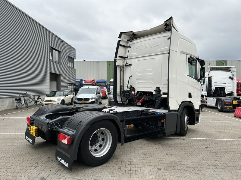 Scania R450 Highline / Retarder / 707 dkm / APK TUV 03-26 - Tracteur routier: photos 2 Scania R450 Highline / Retarder / 707 dkm / APK TUV 03-26 - Tracteur routier: photos 2