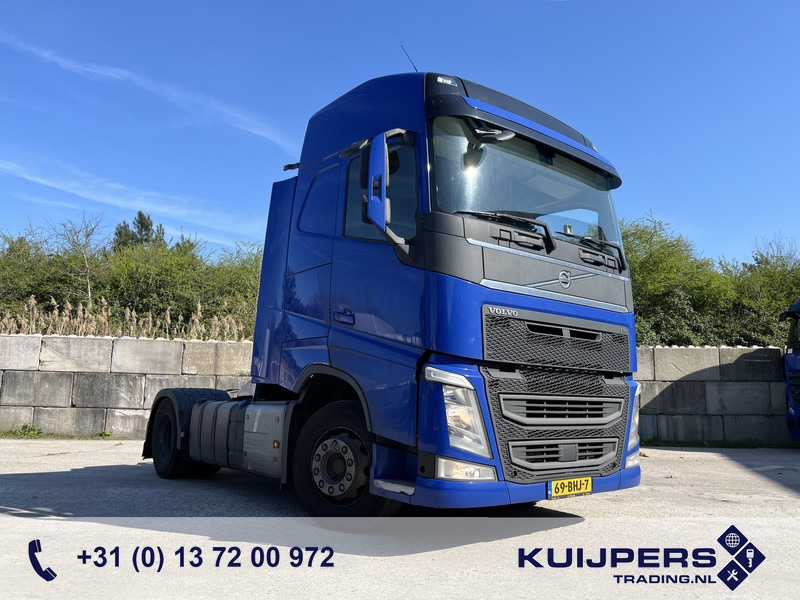 Volvo FH 420 Globetrotter / 919 dkm / 2 Tanks / VEB+ / APK TUV 07-25 - Tracteur routier: photos 1 Volvo FH 420 Globetrotter / 919 dkm / 2 Tanks / VEB+ / APK TUV 07-25 - Tracteur routier: photos 1