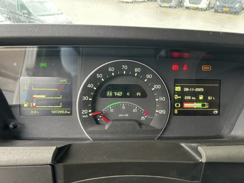 Volvo FH 500 Globetrotter / 597 dkm / Euro 6D / VEB+ / 2 Tanks - Tracteur routier: photos 4 Volvo FH 500 Globetrotter / 597 dkm / Euro 6D / VEB+ / 2 Tanks - Tracteur routier: photos 4