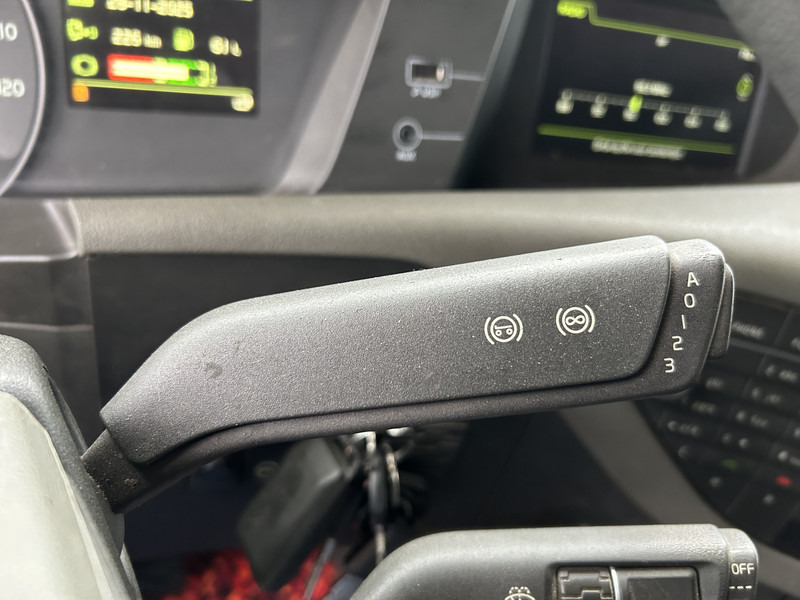 Volvo FH 500 Globetrotter / 597 dkm / Euro 6D / VEB+ / 2 Tanks - Tracteur routier: photos 5 Volvo FH 500 Globetrotter / 597 dkm / Euro 6D / VEB+ / 2 Tanks - Tracteur routier: photos 5