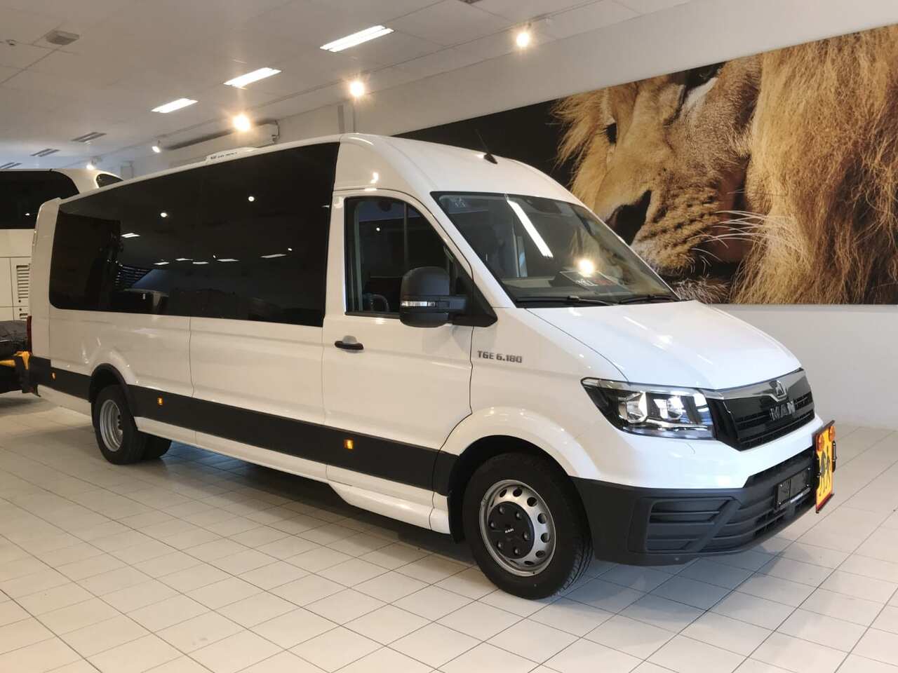 Minibus, Transport de personnes MAN TGE 6.180 Intercity Euro 6D: photos 1