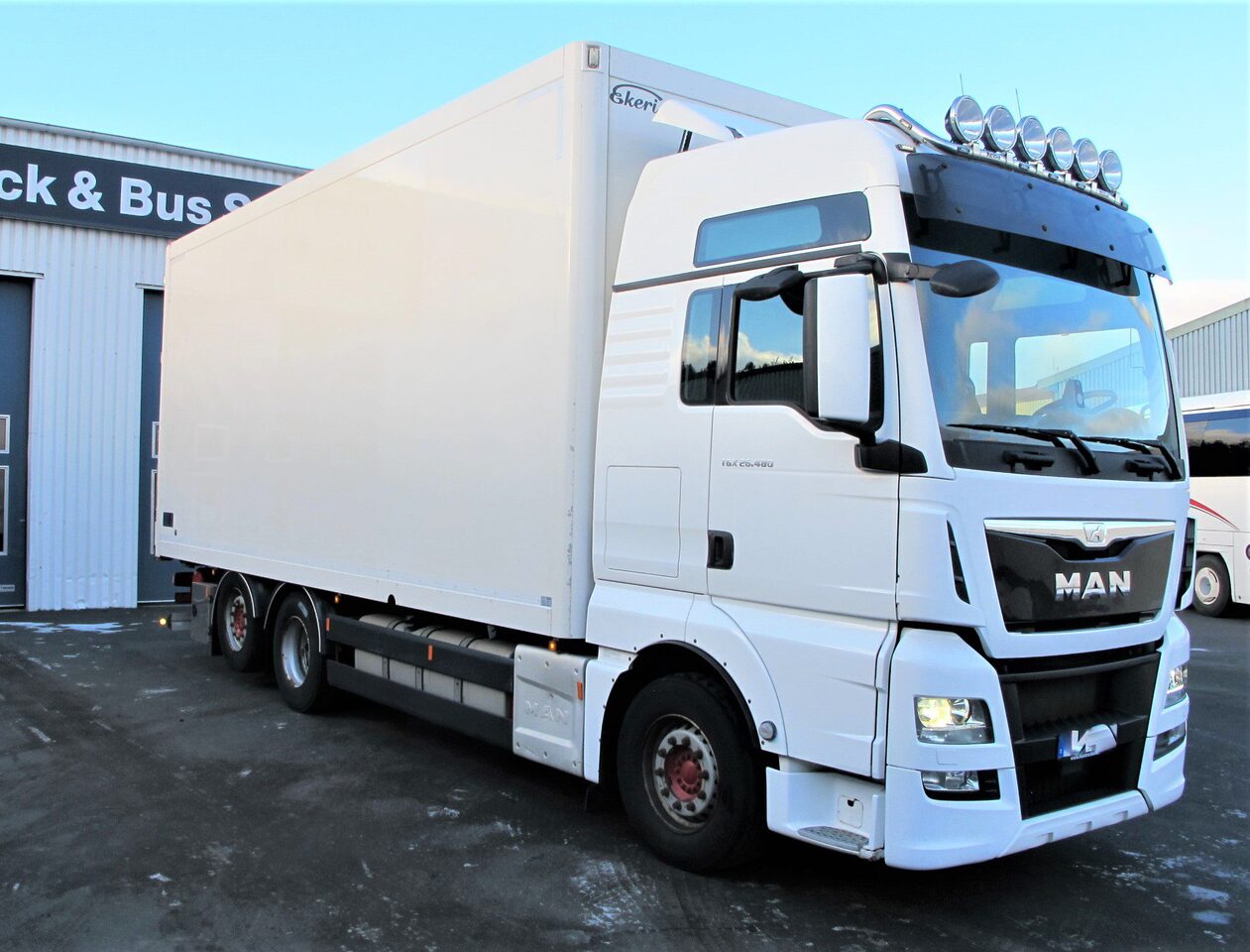 MAN TGX 26.480 6×2-4 Skåp/Fjärr - Camion fourgon: photos 4 MAN TGX 26.480 6×2-4 Skåp/Fjärr - Camion fourgon: photos 4
