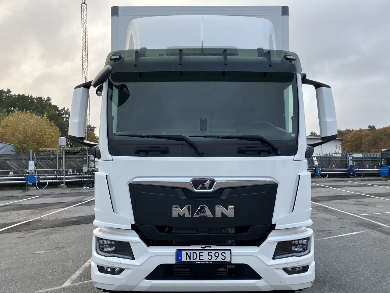 TGM 18.290 4×2 LL 18-ppl ÖBS - Camion fourgon: photos 3 TGM 18.290 4×2 LL 18-ppl ÖBS - Camion fourgon: photos 3