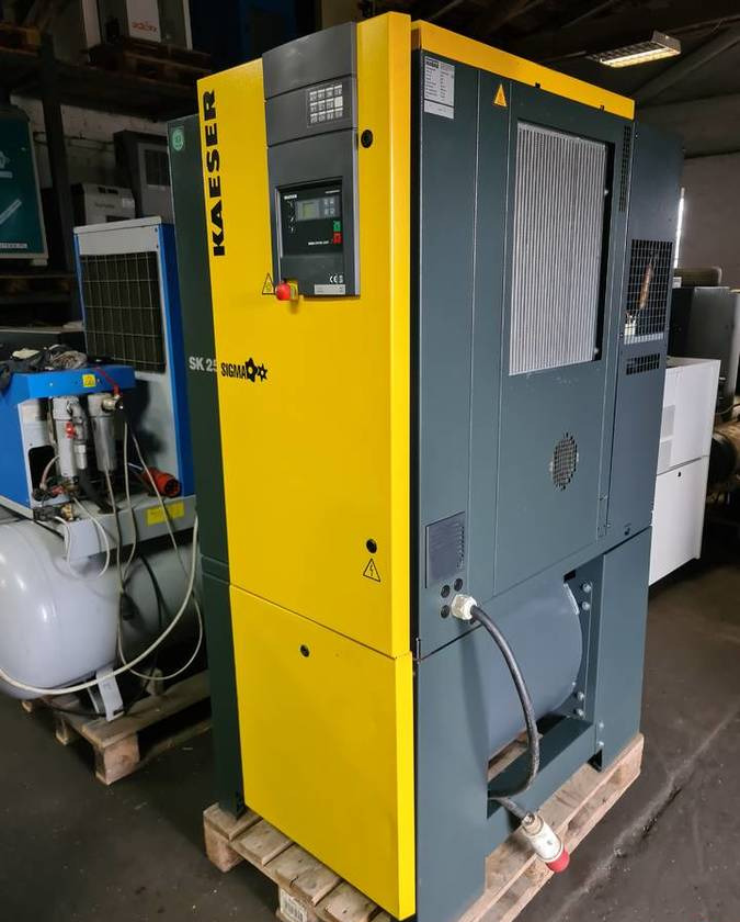 Kompresor śrubowy KAESER Aircenter SK25 15 kw - Compresseur d'air: photos 2 Kompresor śrubowy KAESER Aircenter SK25 15 kw - Compresseur d'air: photos 2