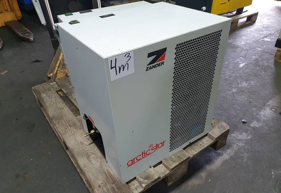 OSUSZACZ ZIĘBNICZY ZANDER ARCTIC STAR 4m3 - Compresseur d'air: photos 1 OSUSZACZ ZIĘBNICZY ZANDER ARCTIC STAR 4m3 - Compresseur d'air: photos 1